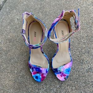 Purple flowery sandal heels size 7